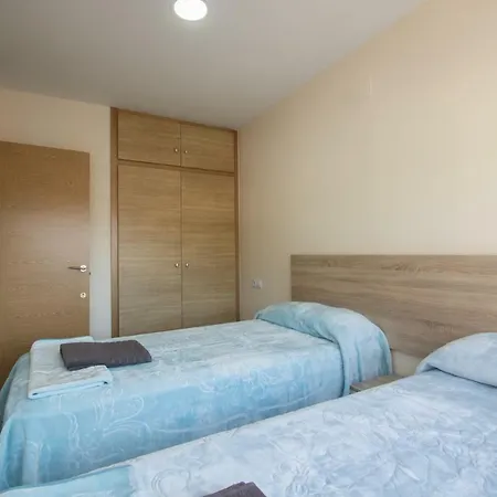 Beach, Center And Entertainment Apartment Alicante
