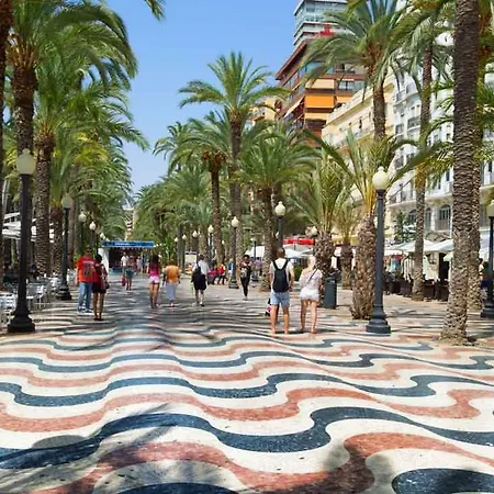 Beach, Center And Entertainment Apartment *